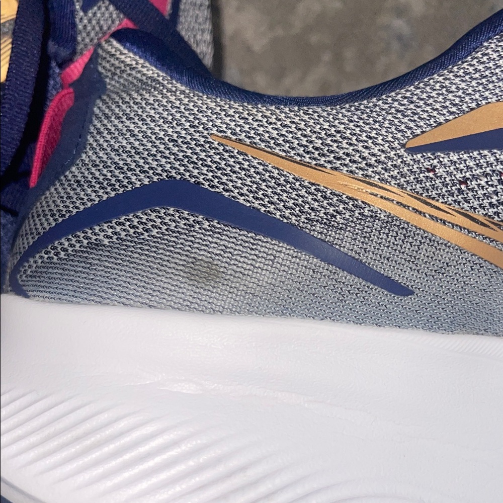 Saucony Men’s Athletic Shoes - Navy, Gold, and Pink - Picture 7 of 9